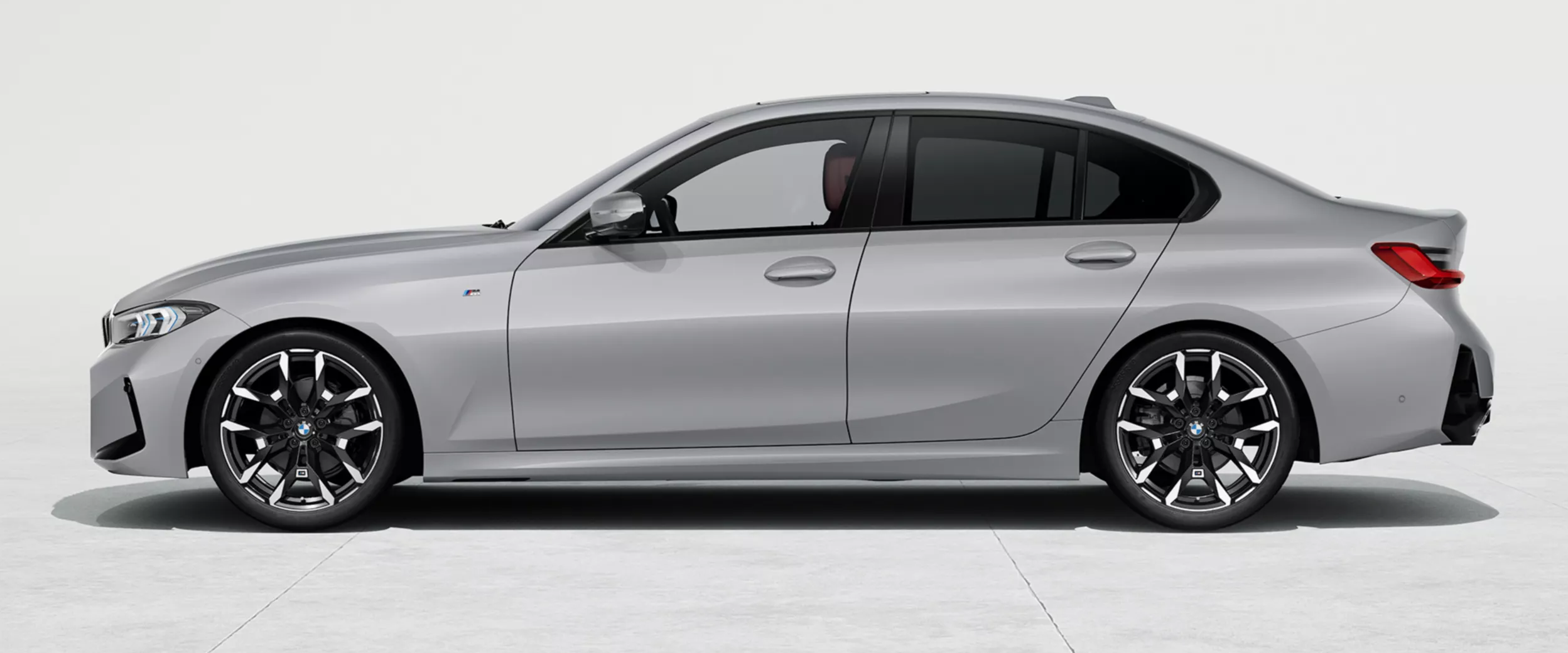 BMW 320i se confirma como o preferido entre os modelos sedãs grandes